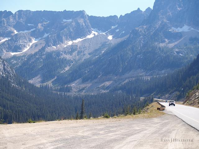 _7233448.JPG - The highway follows a nice glacial valley.  Notice the "U" shape.