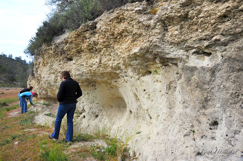 RJH_1370.JPG - Some scale.  And with that , we were done and off to Denny's at Harris Ranch before our drive home!