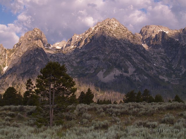 _7173097.JPG - The lighting and clouds were "enhanced" using my first crappy graduated ND filter.