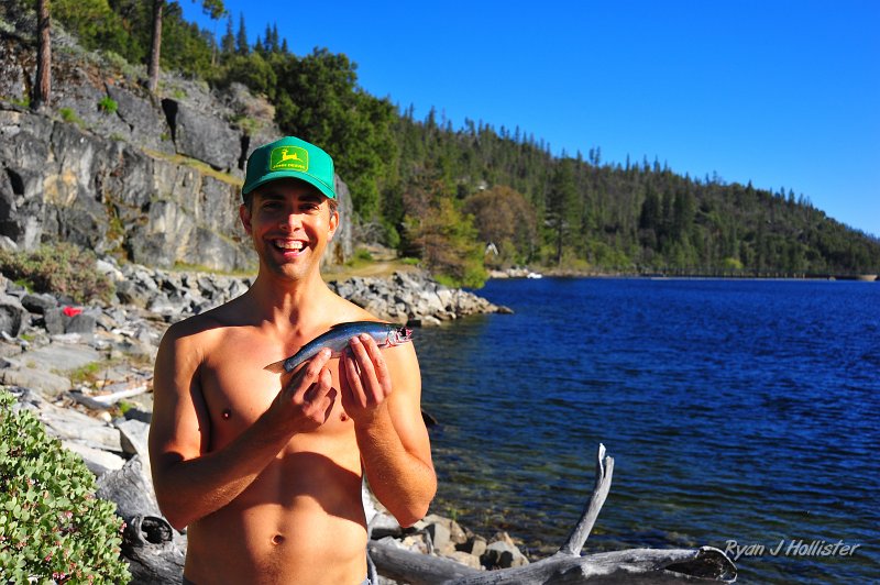 RJH_2424.JPG - Steve, Aric and myslef all went fishing and each had several fish on before they popped-off the hook.  Steve landed this surprising kokanee.  I had no idea they were in the lake.