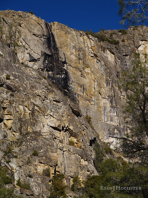 _1186344.JPG - Tueeulala Falls:  The hardest to pronounce waterfall in Yosemite.