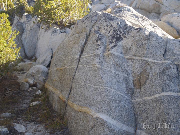 20090919_kuna_lake_0502.JPG - Ok class, what geologic principle would we use to determine which rocks were older?