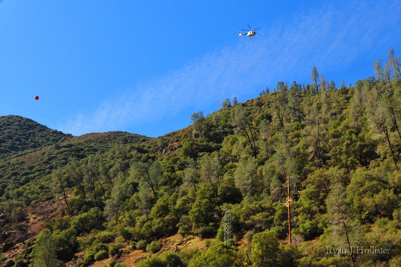 RJH_6179.JPG - Our interesting drive started with seeing a PG&E line crew flying from line to line near the Ferguson Landslide.