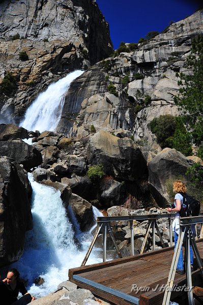RJH_1676.JPG - Ellen takes-in the falls.