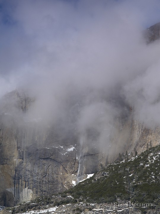 _C235965.JPG - Where'd the falls go?