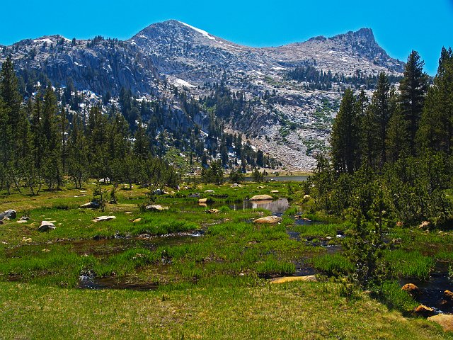 _7053995.JPG - One of my favorite shots from the day.   This is the outlet of the lake and the begining of Unicorn Creek.
