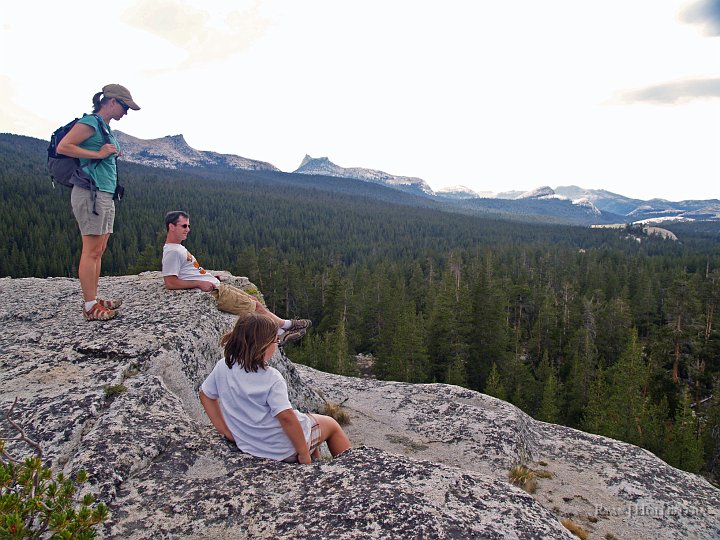 _8054589.JPG - Laura, Curtis & Jillian soak-in the views from the top of the "peak".