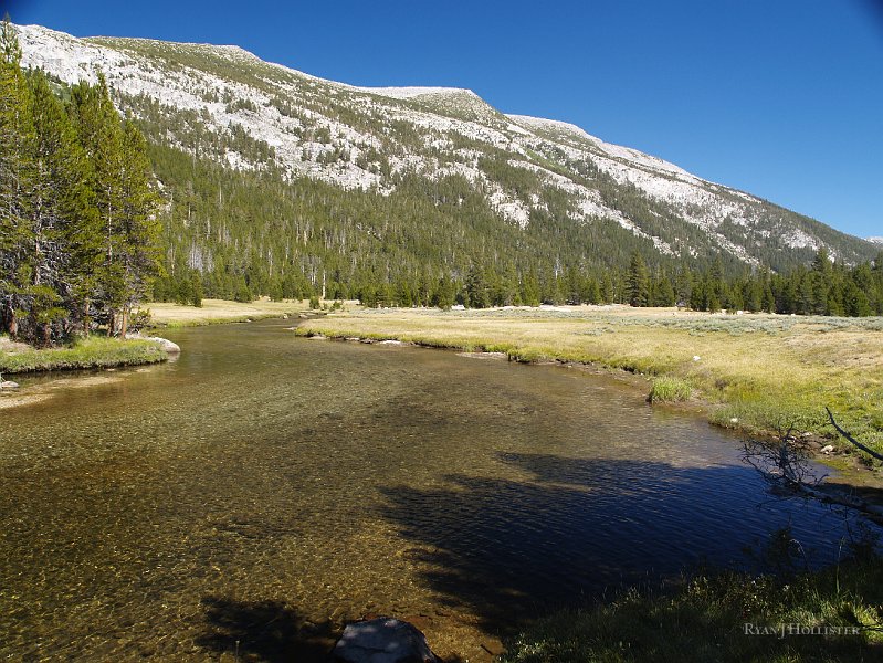 _8094668.JPG - As the girls rested, I continued upstream to fish to my heart's content.