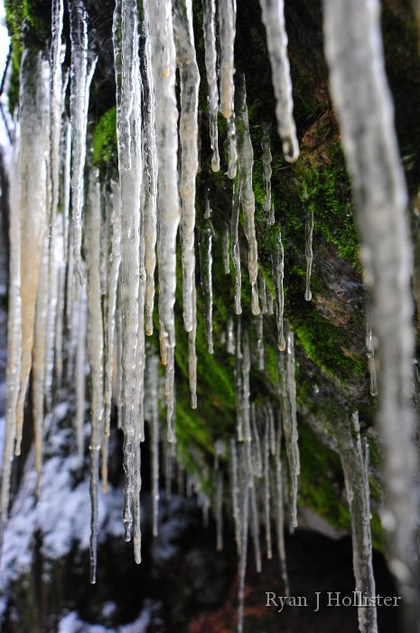 RJH_7444.JPG - Ice, ice baby.  Note the brown in the icicles - most likely dirt washed off the rocks.