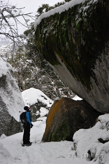 RJH_7458.JPG - That's a BIG boulder.