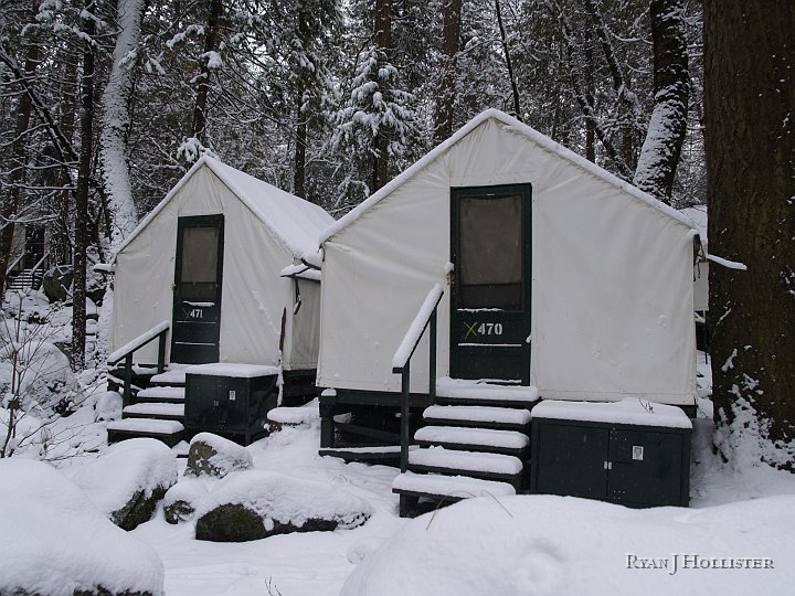 _C145914.JPG - Apparently the yellow "X" denotes a recently closed cabin due to the close proximity of rockfalls.