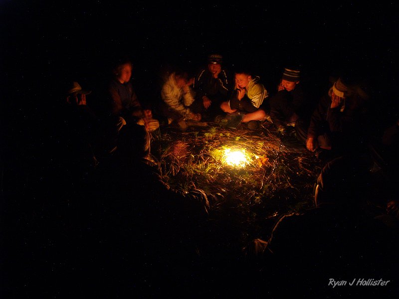 20091026_wildLink_Oct09_0349.JPG - After dinner we went for a night hike to discuss fears & expectations.