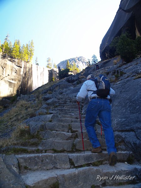 20091030_WildLink_PickUp_0471.JPG - Mr. Moser makes the long climb up the not-so-misty trail.