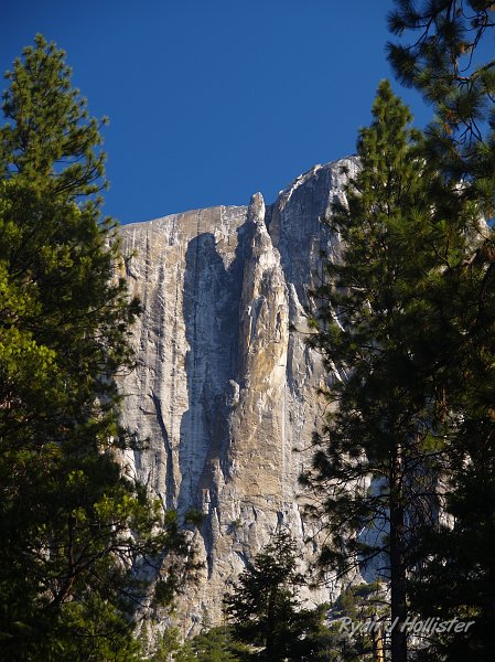 20090928_wildlink_0067.JPG - Lost Arrow Spire near Yosemite Falls.