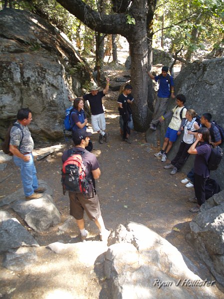 20090928_wildlink_0081.JPG - Debrief of our feelings after the cave.