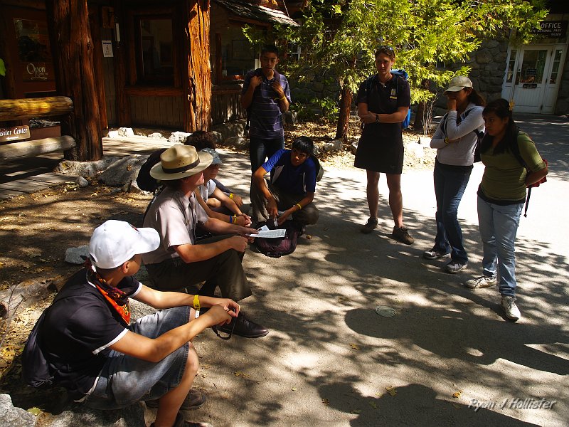 20090928_wildlink_0096.JPG - The wilderness ranger ( I forgot to note his name) did a great job informing the students of how to practice Leave no Trace (LNT) ethics.