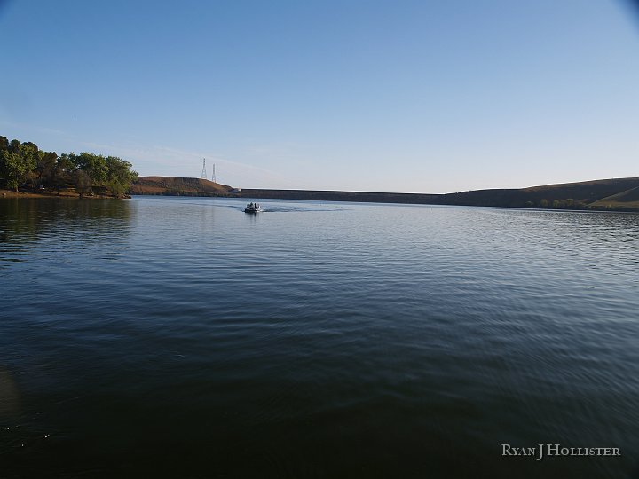 _4027532.JPG - The dam is in the background, built in the early 60's to prevent flooding of Los Banos by Los Banos Creek.
