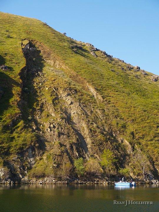 _4027553.JPG - Cool!  A nice little land slide with a boat for scale.