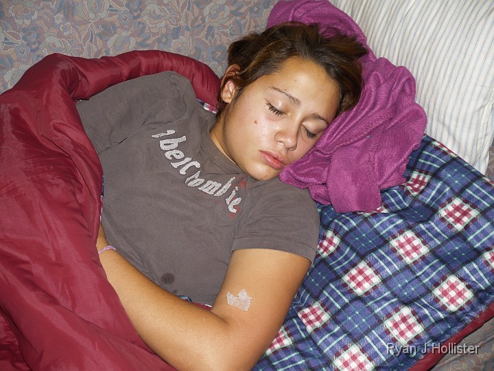 _B095525.JPG - Jasmine crashed at 7pm.  Not even snow on teh arm could wake her from her slumber.