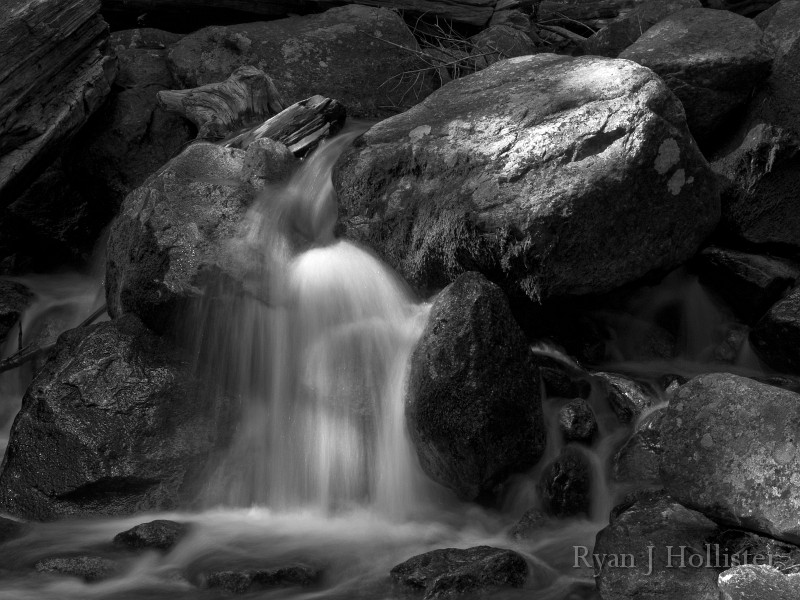 bridalveilcreek_bw.jpg - 4 Bridalveil Creek - Yosemite