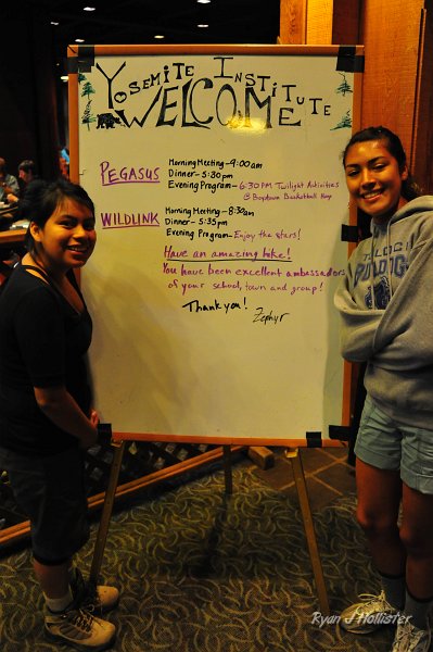 RJH_5451.JPG - Check out the WildLink comments left by the staff...