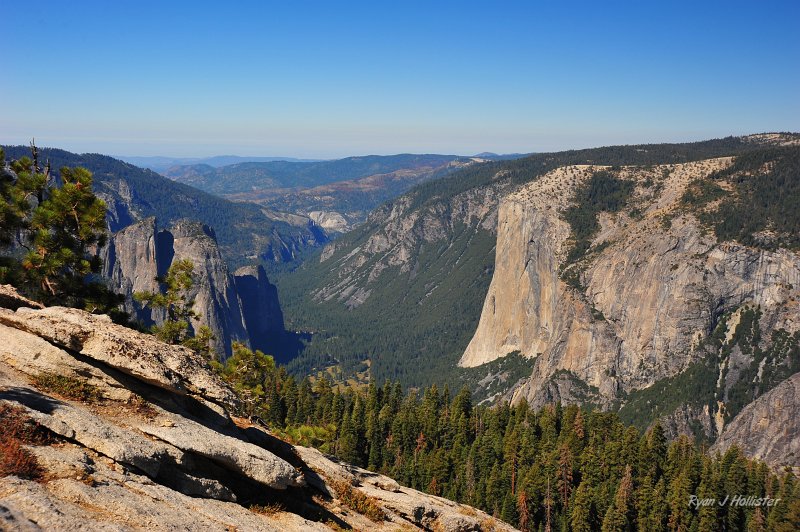 RJH_5492.JPG - El Cap and the Cathedral Rocks.