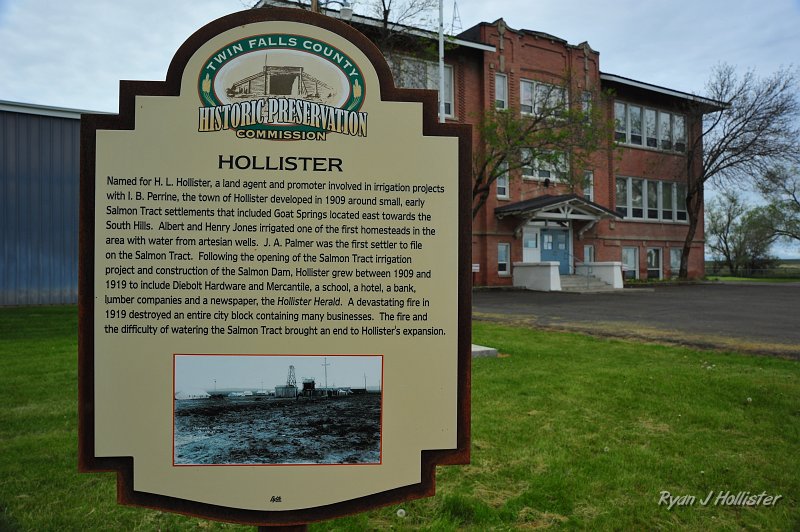 RJH_2556.JPG - An explanation of the town and the school.