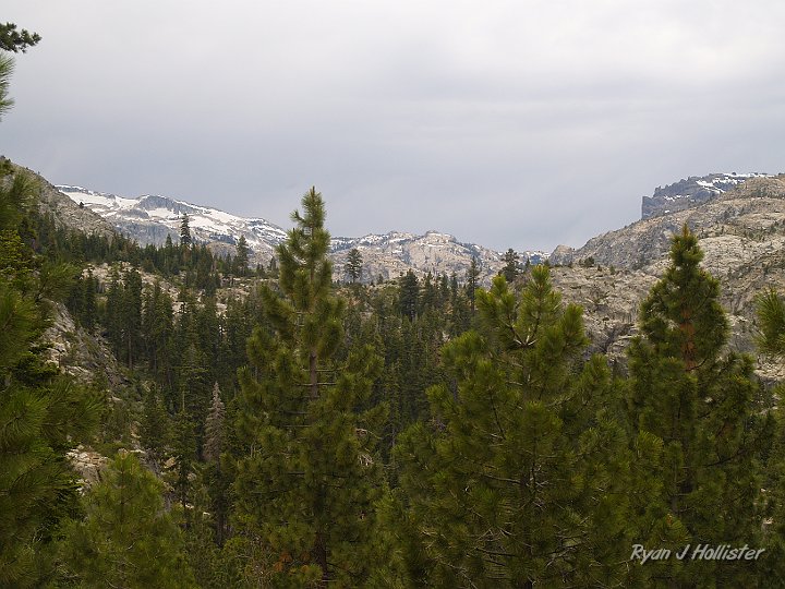 _6309979.JPG - This shot looks towrds the vicinity of our previous week's hike in Lower Relief Valley.  The jagged rocks on the right skyline is East Flange Rock, and the smooth granite peak is Granite Dome.