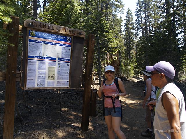 _7074025.JPG - The new-ish sign at the Gianelli Cabin trailhead.