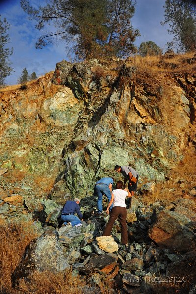 RJH_6174.JPG - Time to get a few samples.