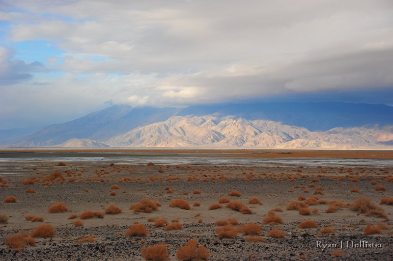 RJH_7862.JPG - This used to be Owens Lake until the 1930's.