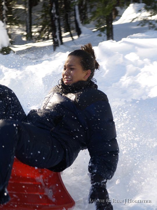 _C286173.JPG - "Oh noooo!  Too fast!  Must avoid Laura!!!!!   Aaaaaahhhhhhhhhhhh!"