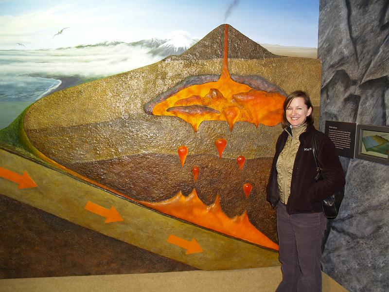 _1200220.JPG - The new revamped visitors center was awesome!  Here's some great intrusive granite plutons being formed.