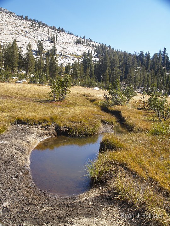 _9235231.JPG - One of the quickly evaporating inlet streams for the upper lake.