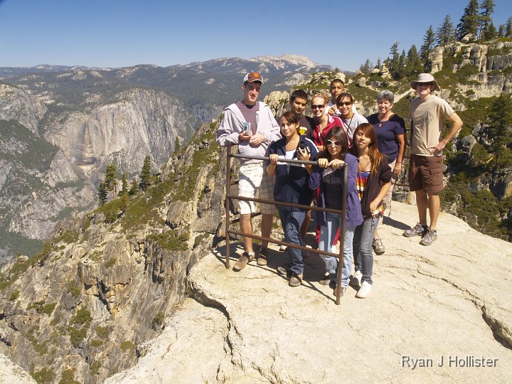_9215003.JPG - Group shot!  Notice the dry Yosemite Falls in the left-center of the frame?  It looks like a black and gray ice cream cone.