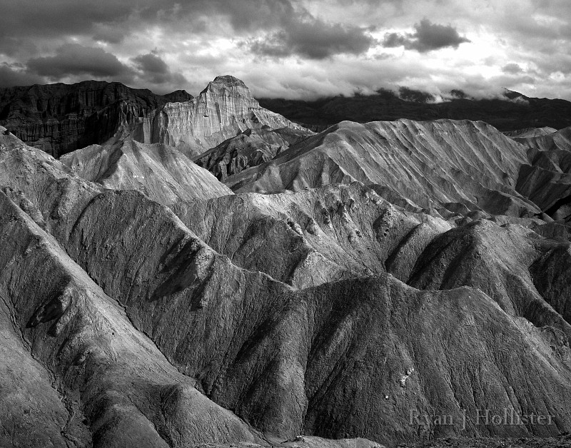 deathvalley.jpg - 13 Manly Beacon - Death Valley National Park.