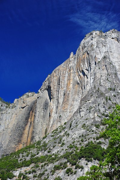 RJH_5401.JPG - A very dry Yosemite Falls.