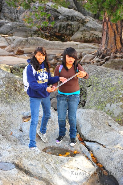 RJH_6650.JPG - Alejandra and Gigi were drawn to the ice.