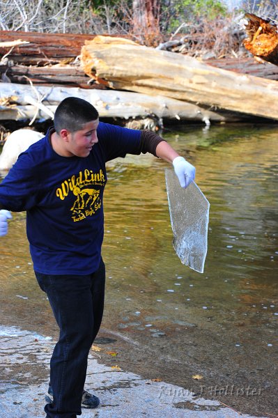RJH_6683.JPG - Victory makes sure that all the ice WILL be broken.