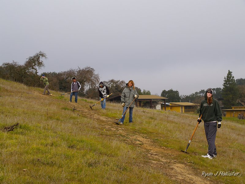 pacheco_120509_1034.JPG - Rachelle, Flapjack, A Silva, Kevin & Mrs H.